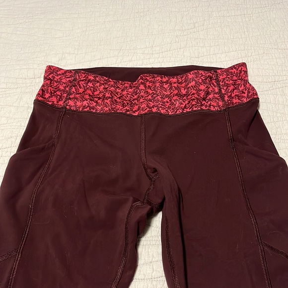Lululemon Speed Tights Cassis Size 6 - Picture 4 of 5